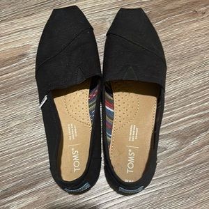 Toms Classic Shoes - Black  - Size 8.5